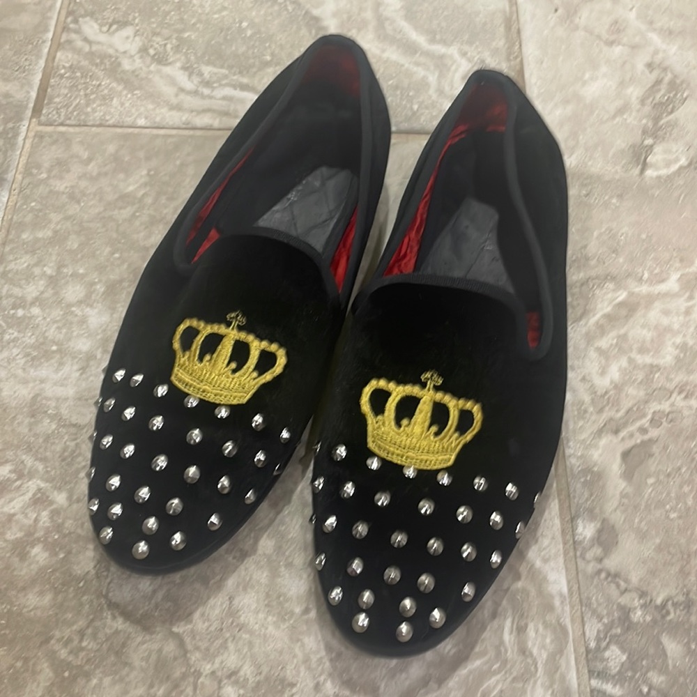 ELANROMAN Men's Black Spiked Velvet Dress Shoes Embroidered Crown Sz EU 43/ sz 0